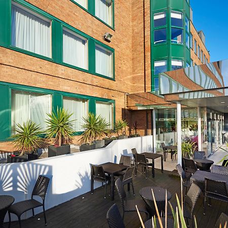 Crowne Plaza London Ealing By Ihg Hotell Eksteriør bilde