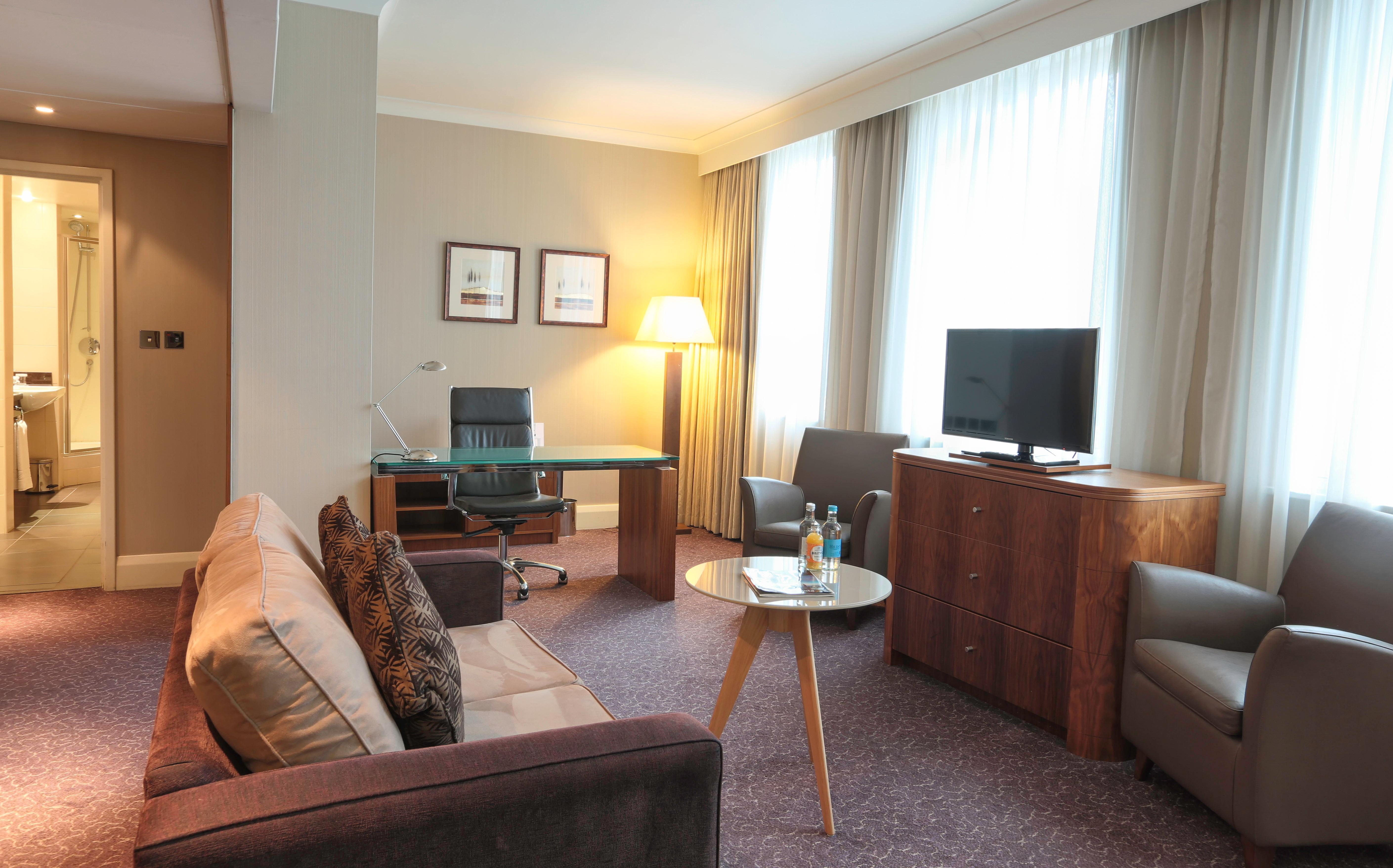 Crowne Plaza London Ealing By Ihg Hotell Eksteriør bilde