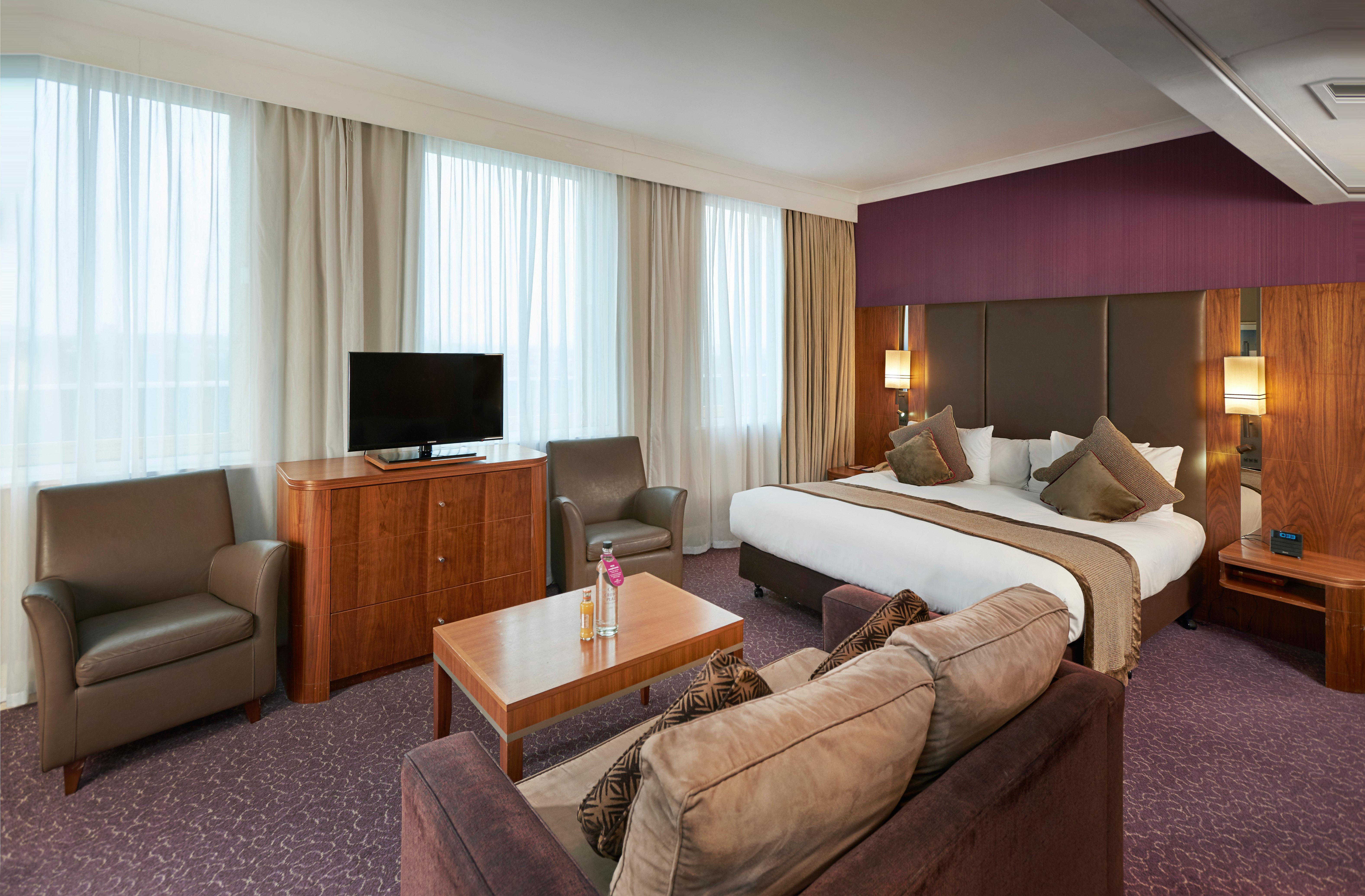 Crowne Plaza London Ealing By Ihg Hotell Eksteriør bilde