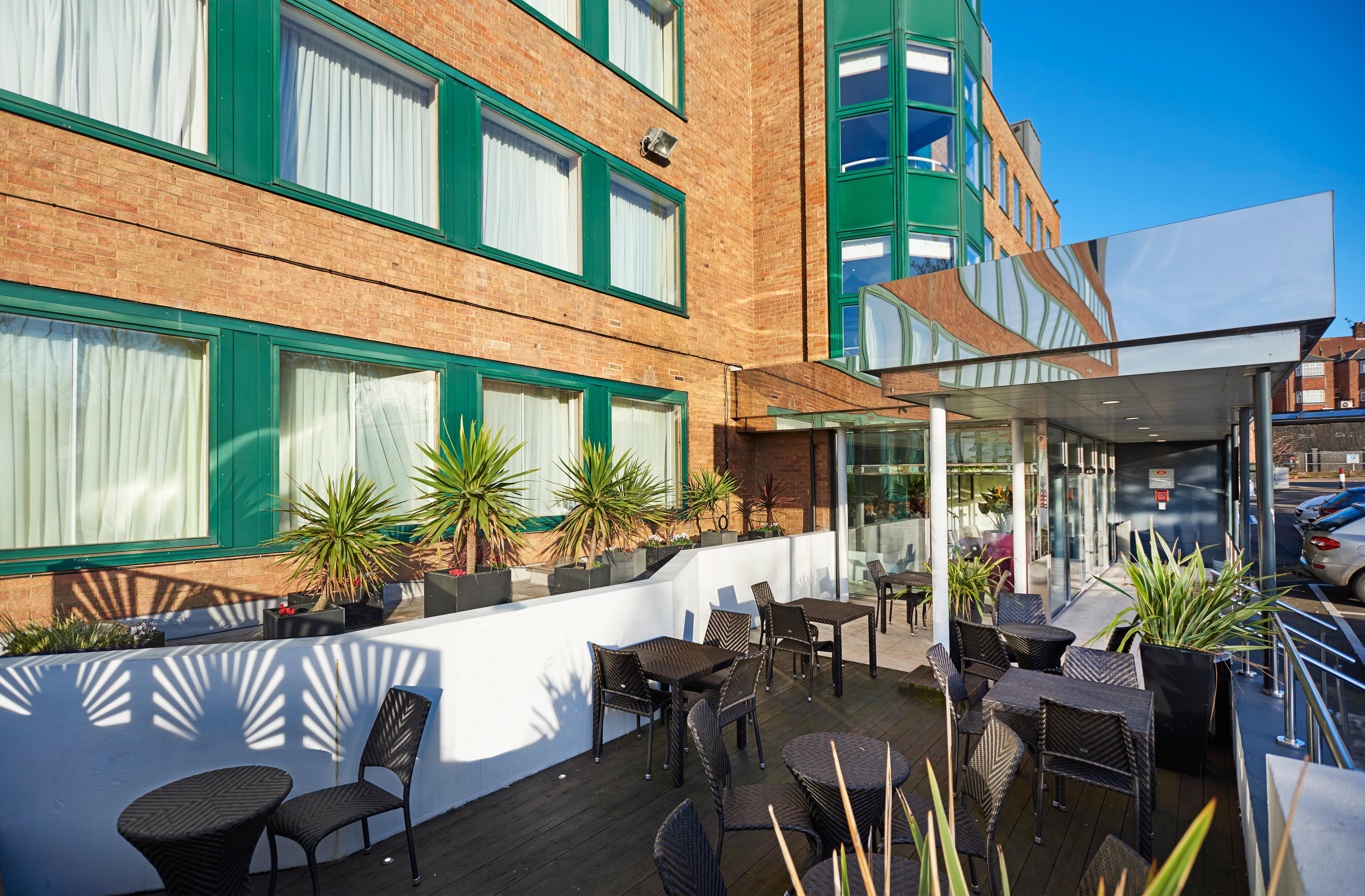 Crowne Plaza London Ealing By Ihg Hotell Eksteriør bilde