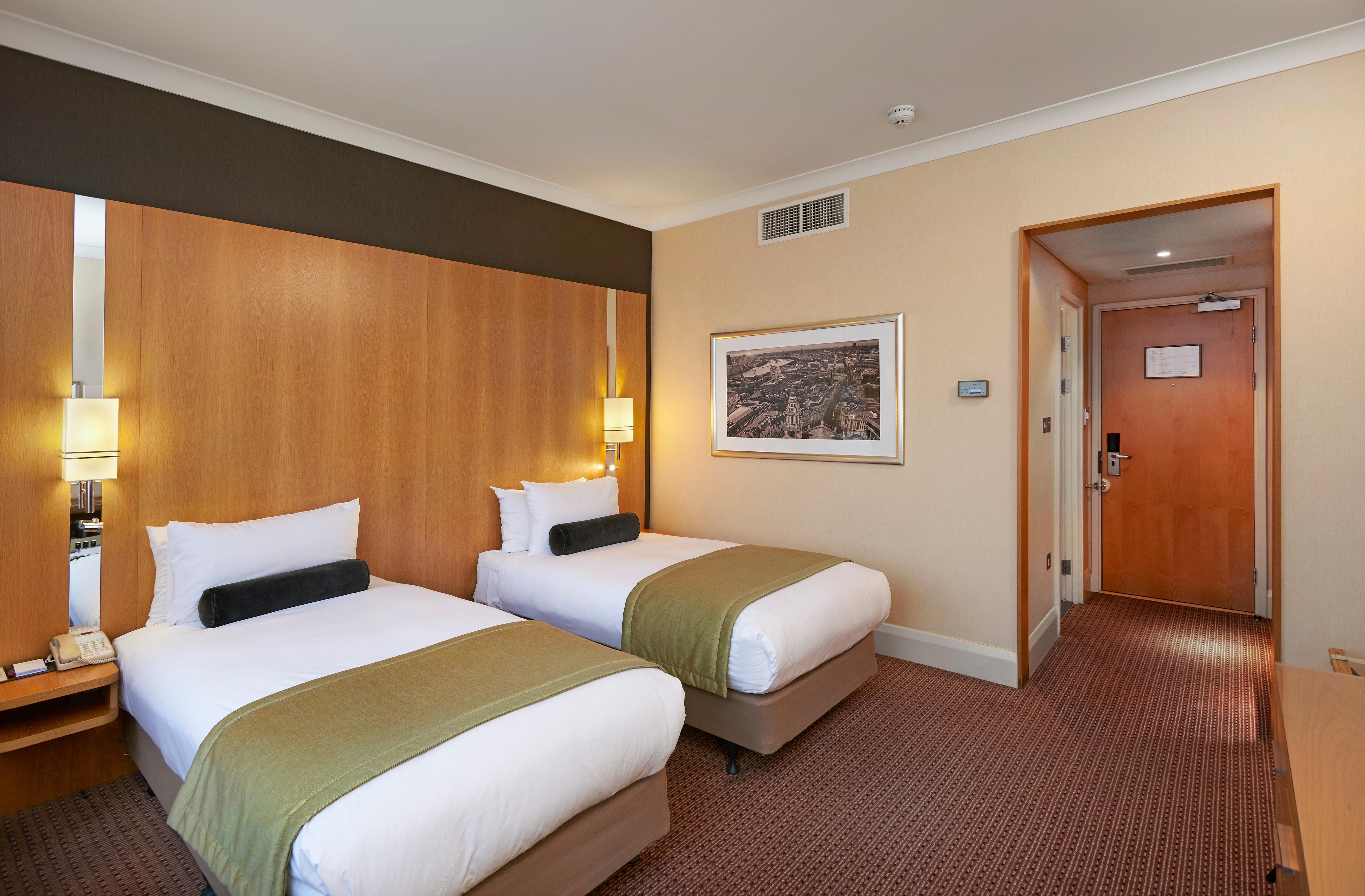Crowne Plaza London Ealing By Ihg Hotell Eksteriør bilde