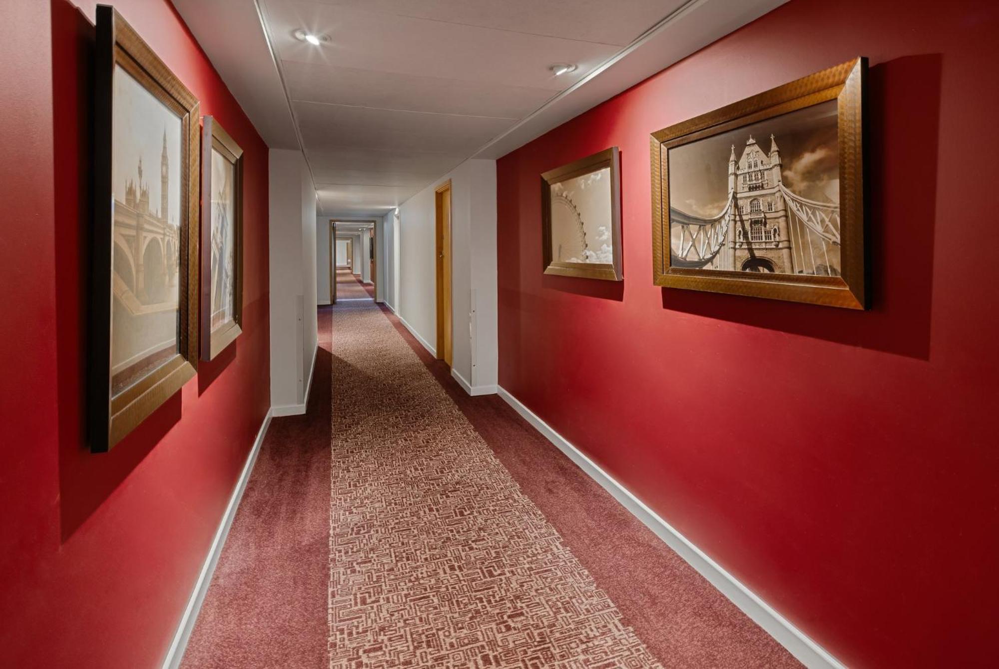 Crowne Plaza London Ealing By Ihg Hotell Eksteriør bilde